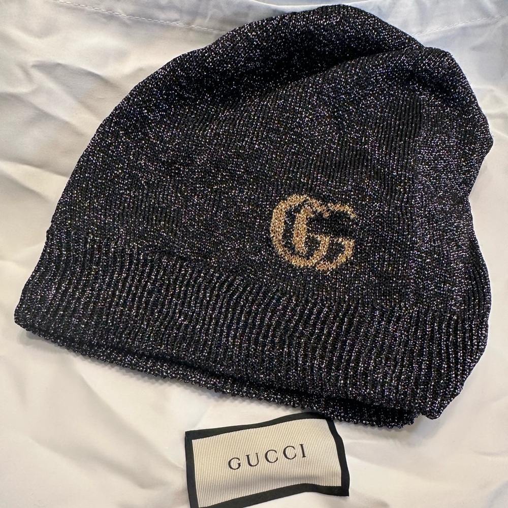 Authentic Gucci hat with tags attached, size L